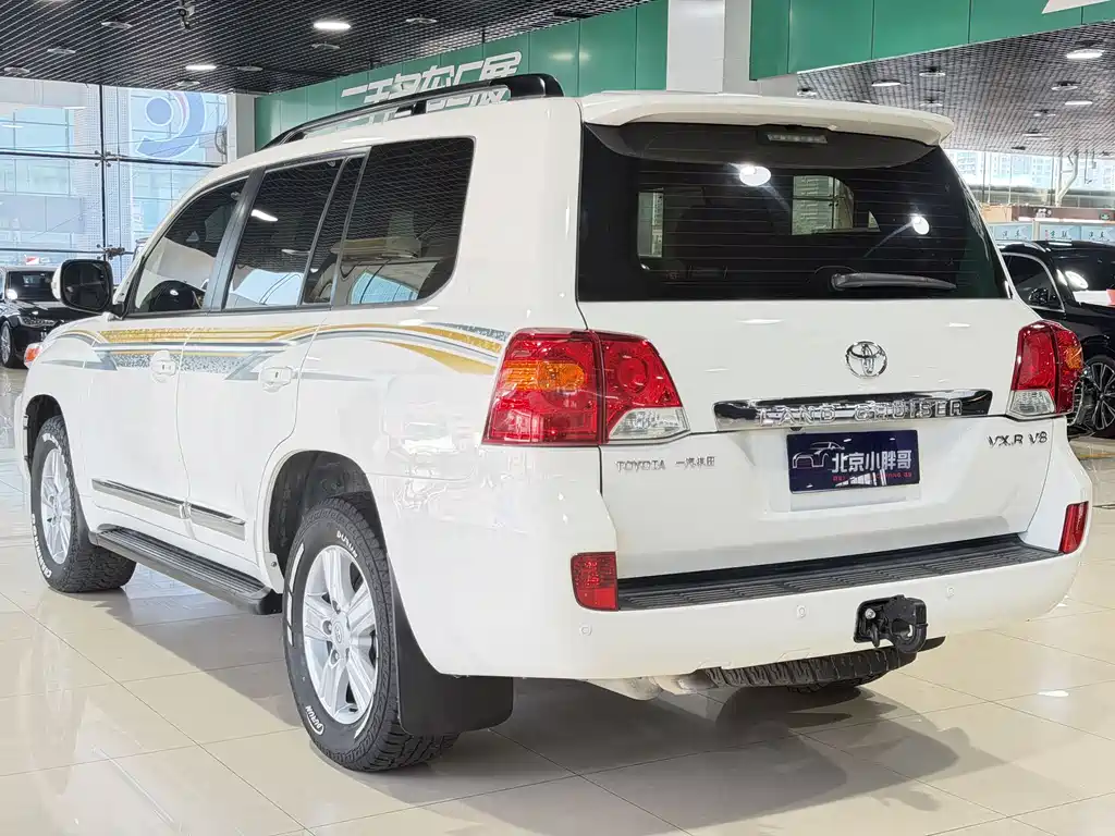 Toyota Land Cruiser 2014 — фото 14