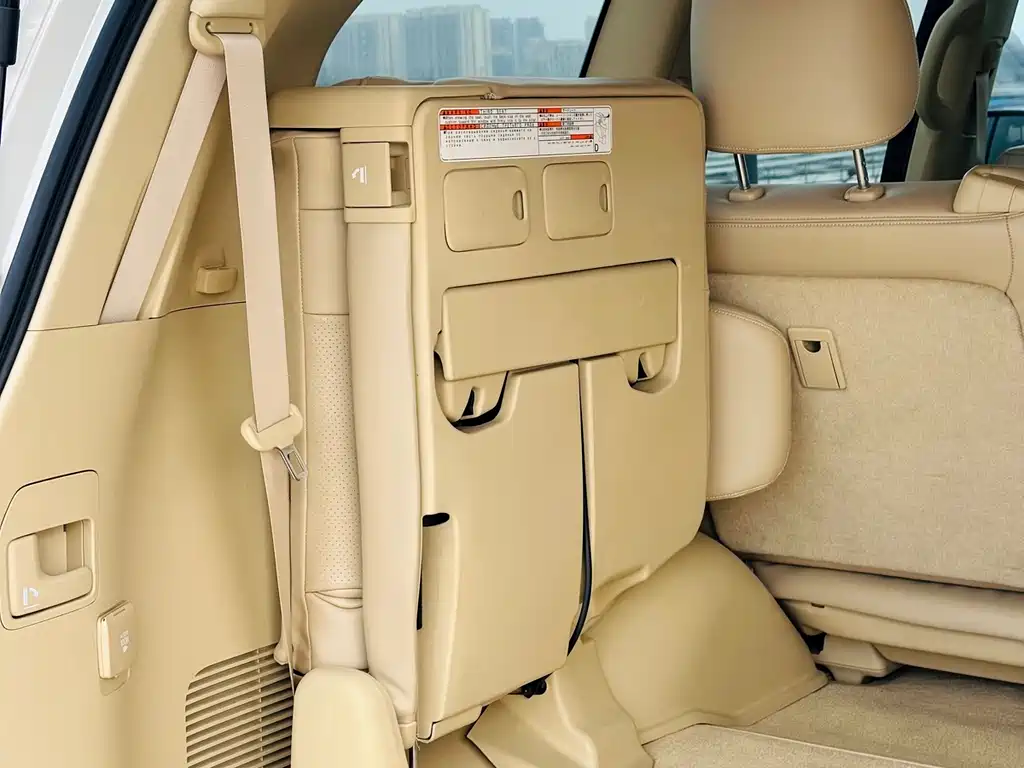 Toyota Land Cruiser 2018 — фото 27