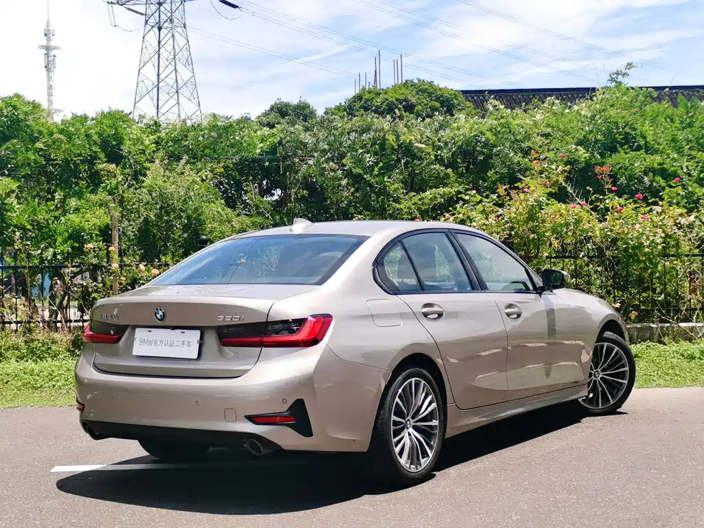 BMW 3 Series 2022