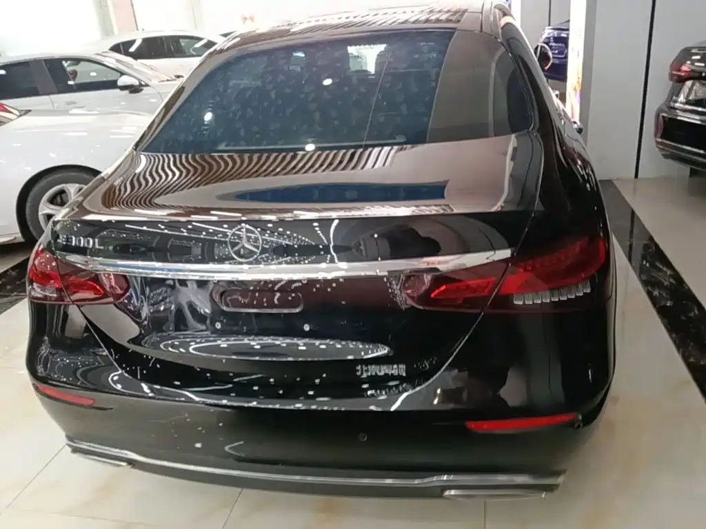 Mercedes-Benz E-Class 2021