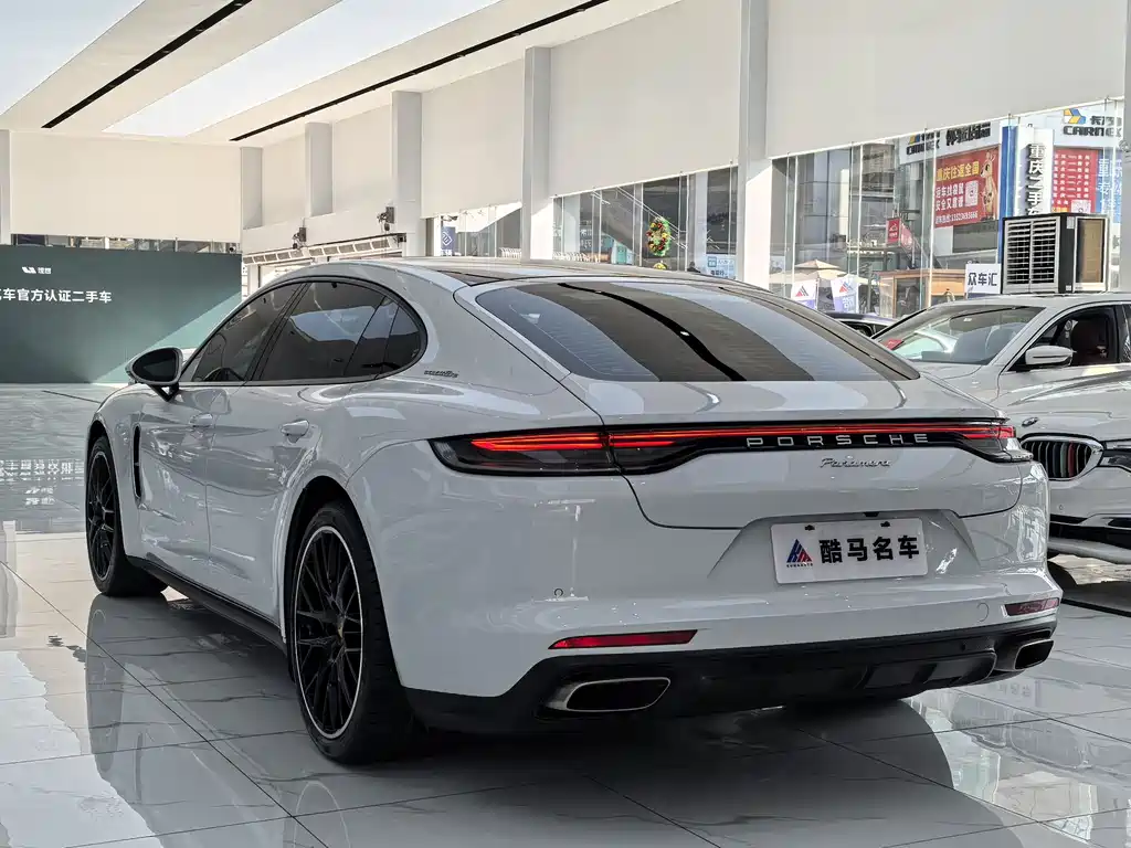 Porsche Panamera 2023 — фото 16