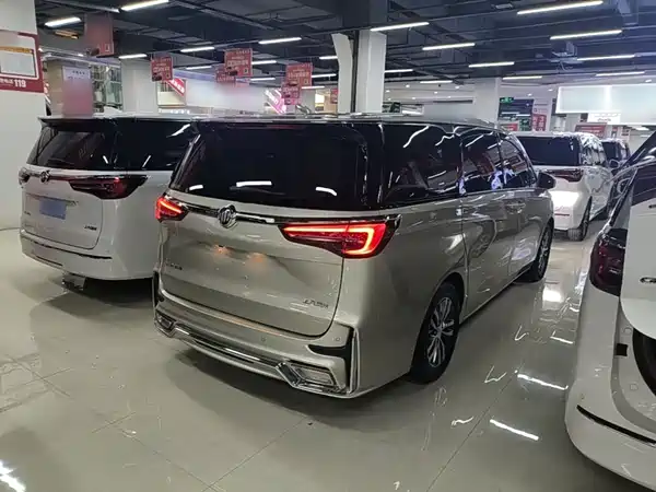 Buick GL8 2021