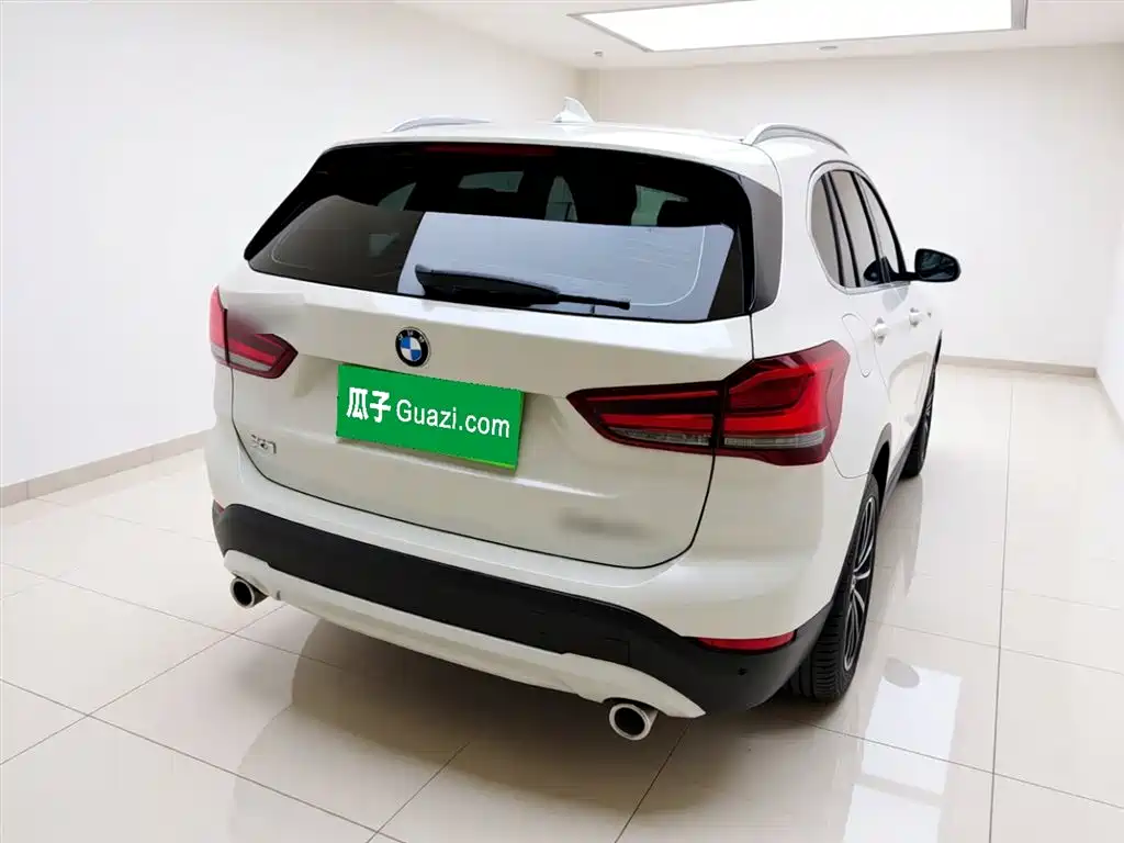 BMW X1 2022 — фото 5