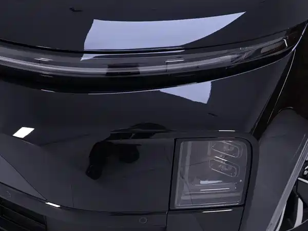 Li Auto L6 2025