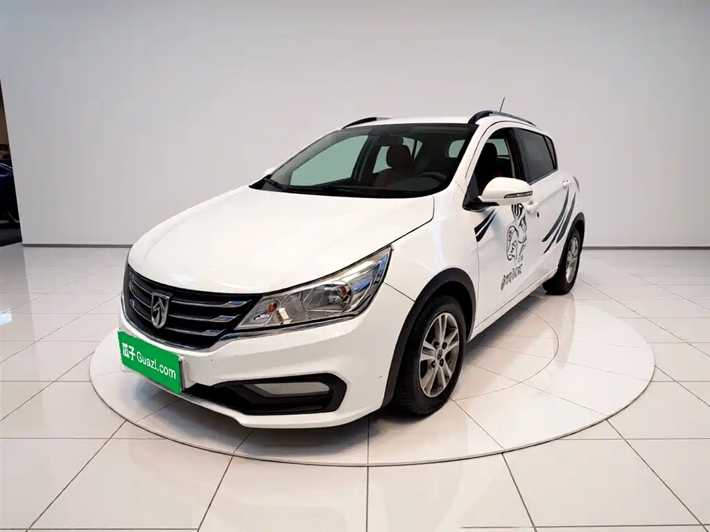 Baojun 310 2016