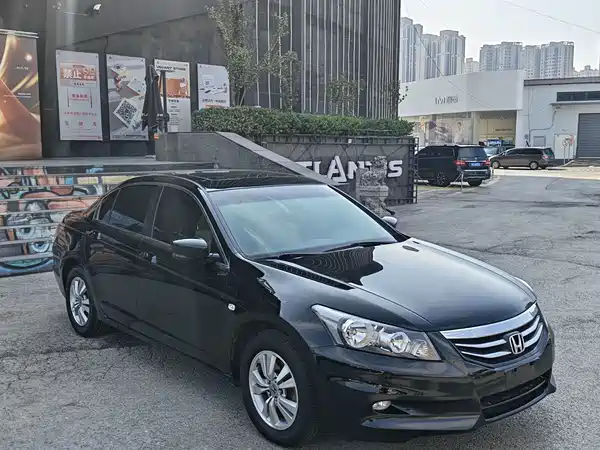Honda Accord 2011