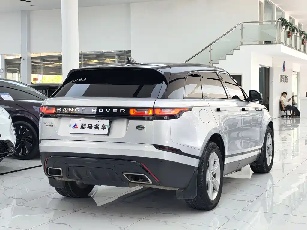 Land Rover Velar 2018 — фото 16