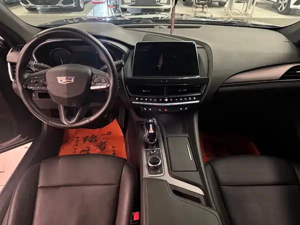Cadillac CT5 2023