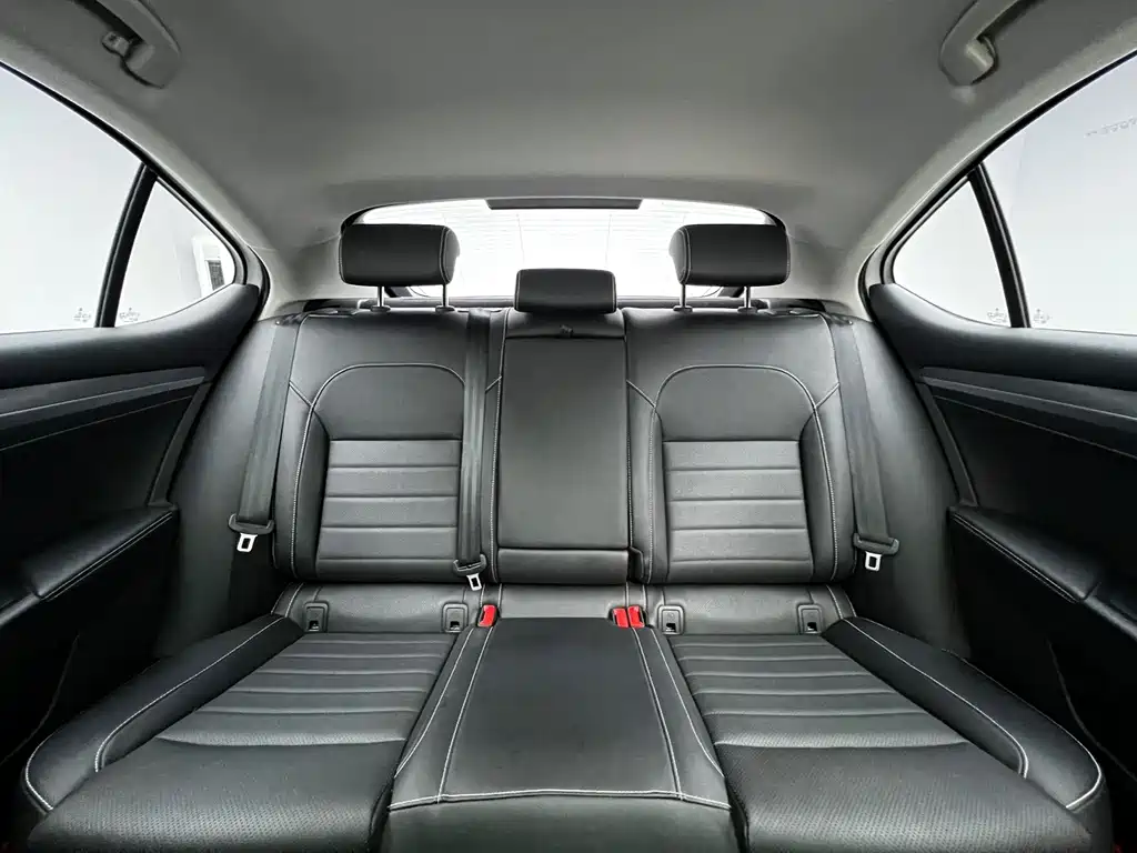 Skoda Speedy 2024 — фото 16