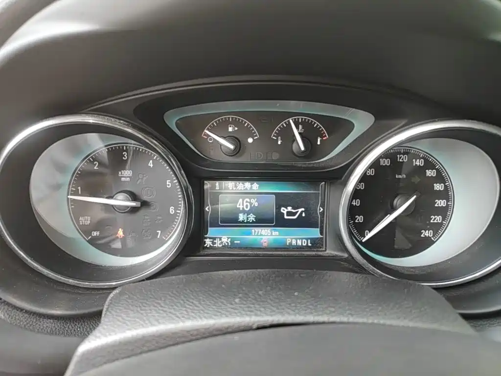 Buick Envision Plus 2016 — фото 12