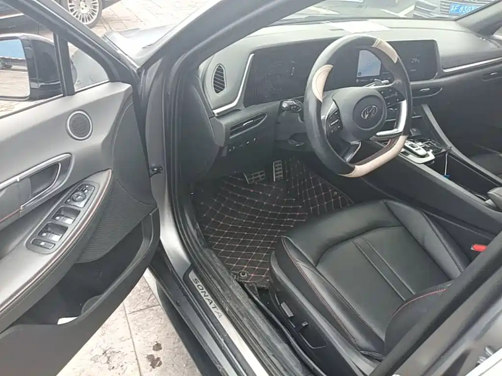 Hyundai Sonata 2023 — фото 16