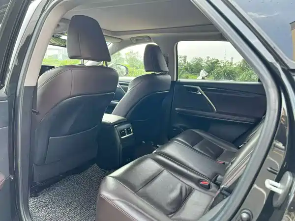 Lexus RX 2020