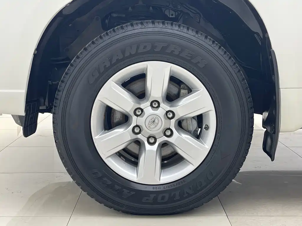 Toyota Prado 2017 — фото 17