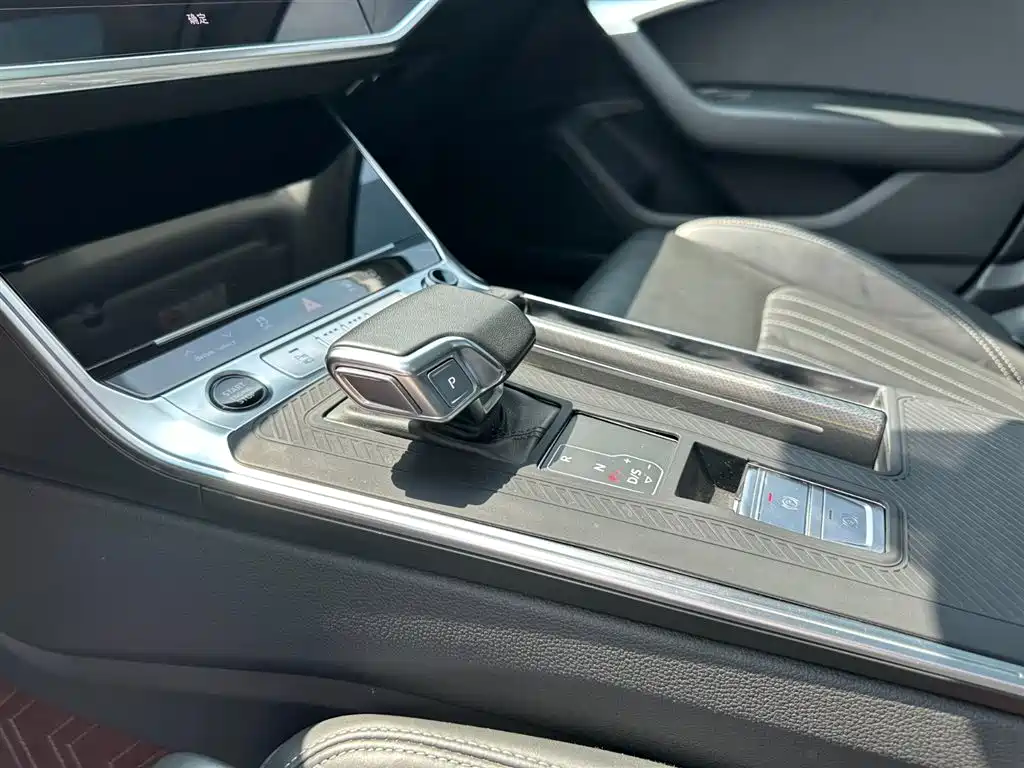 Audi A6L 2023 — фото 14