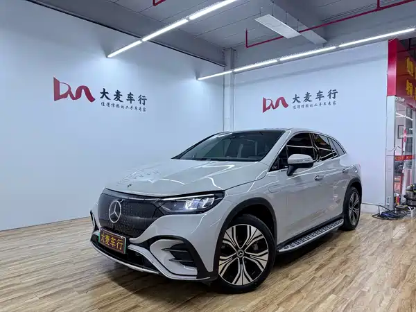 Mercedes-Benz EQE SUV 2023