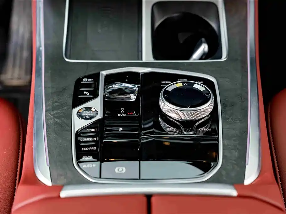 BMW X5 2025 — фото 16