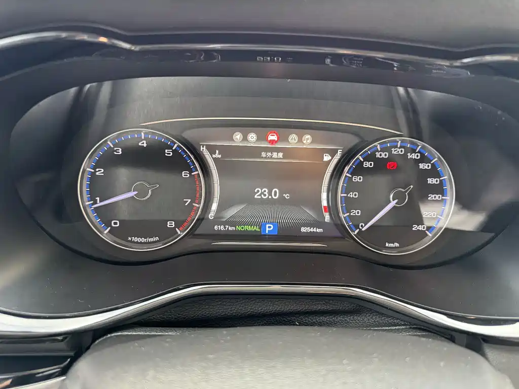 GAC Motor Trumpchi M8 2018 — фото 13