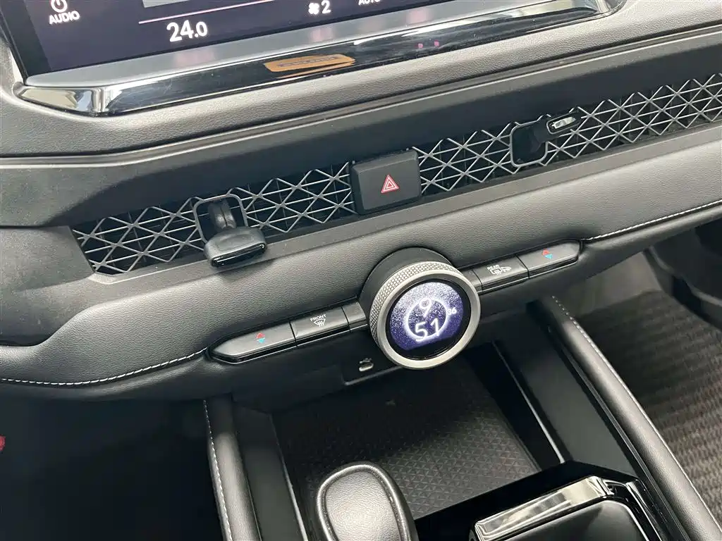 Honda Accord 2024 — фото 17