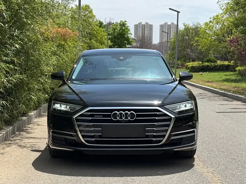 Audi A8 2020 — фото 2