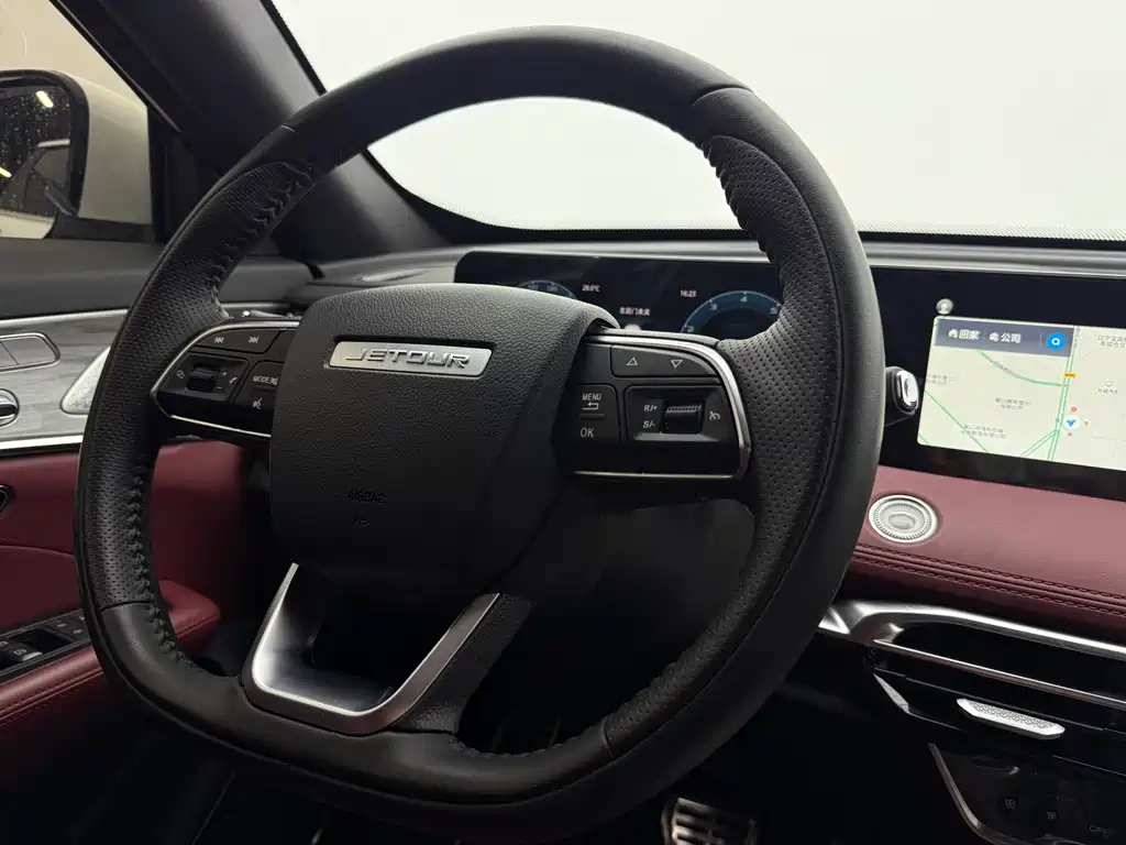 Jetour X70 PLUS 2023 — фото 12