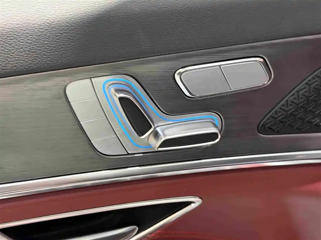 Jetour X70 PLUS 2022 — фото 16