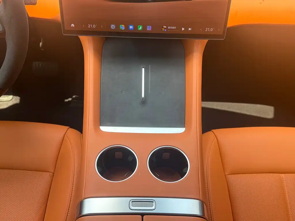 Xiaomi YU7 2025 — фото 12