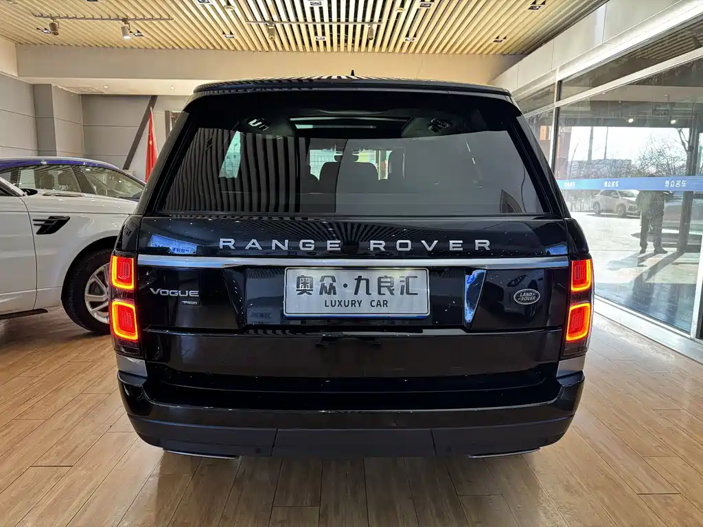 Land Rover Range Rover 2020 — фото 12