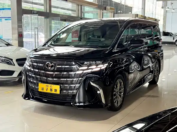 Toyota Alphard 2025
