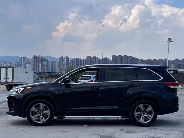 Toyota Highlander 2018