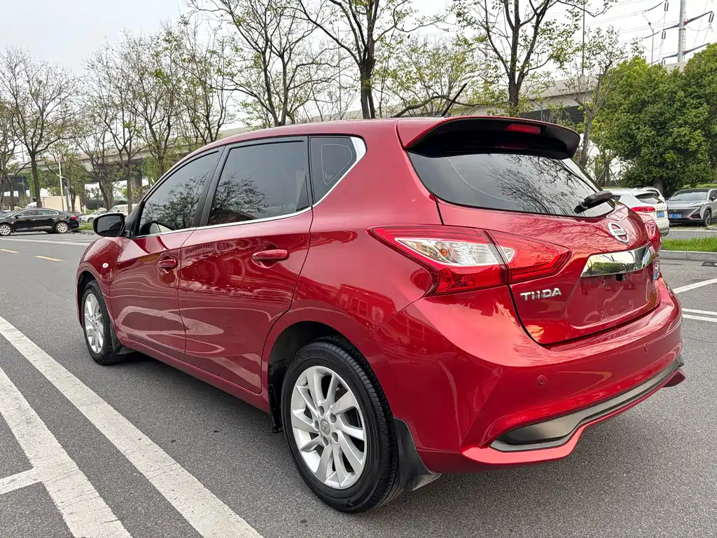Nissan Tiida 2018 — фото 9