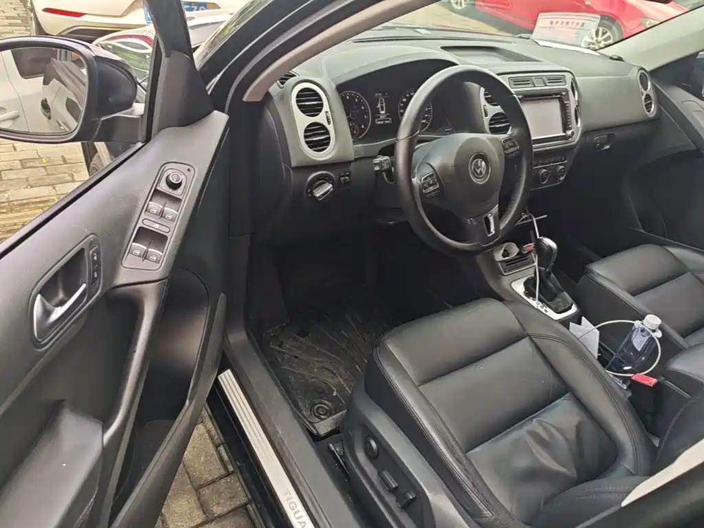 Volkswagen Tiguan 2015 — фото 16