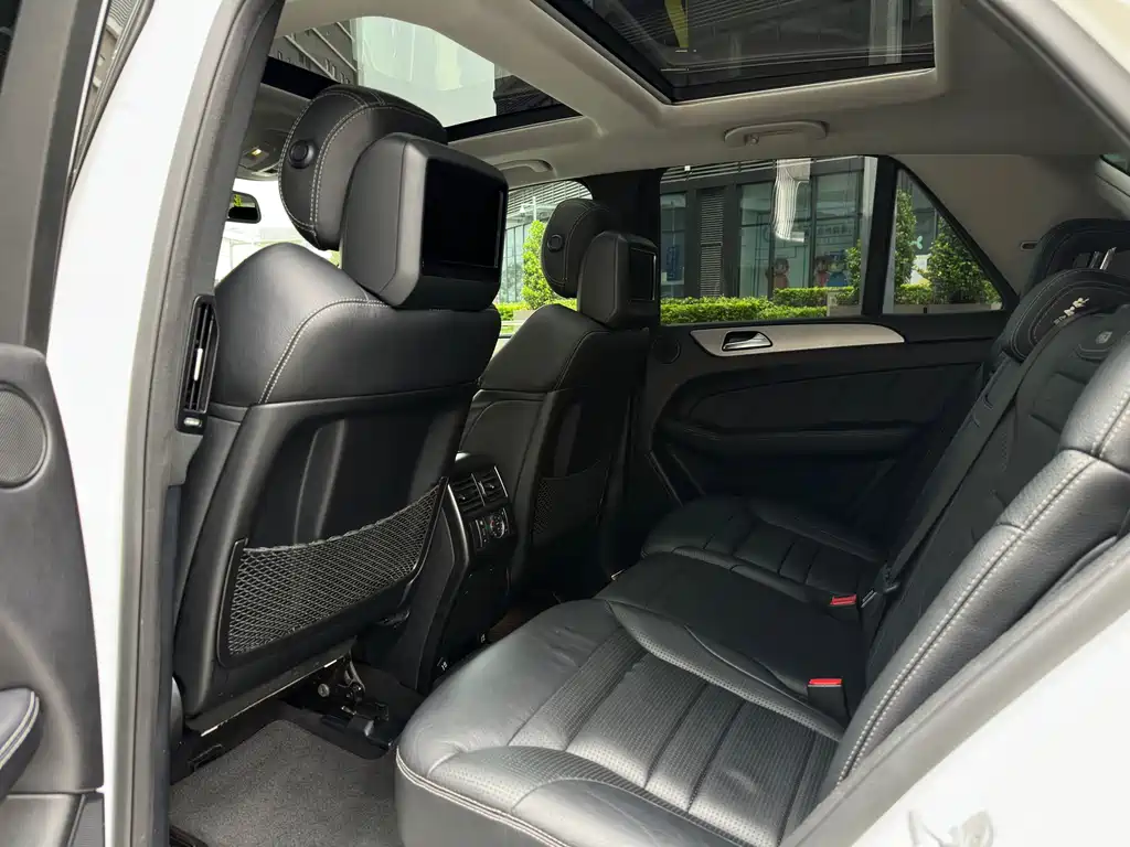 Mercedes-Benz M-Class AMG 2015 — фото 8
