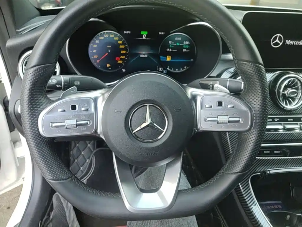Mercedes-Benz C-Class 2020 — фото 11