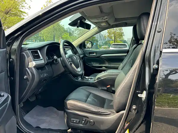 Toyota Highlander 2018