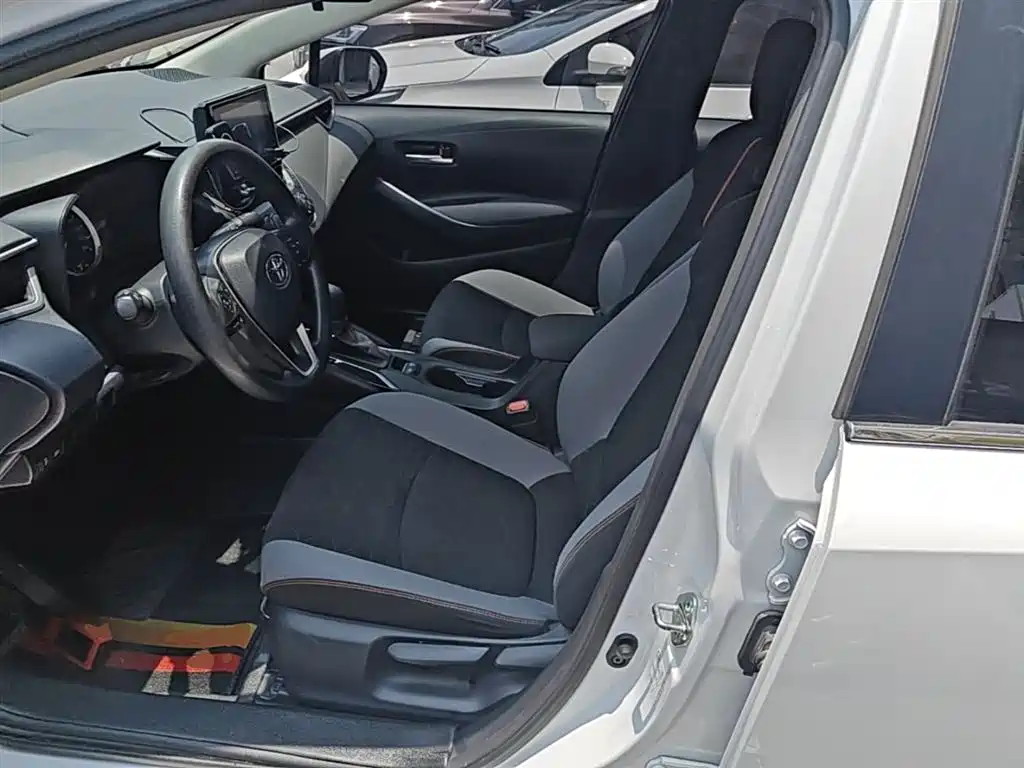 Toyota Corolla 2021 — фото 15