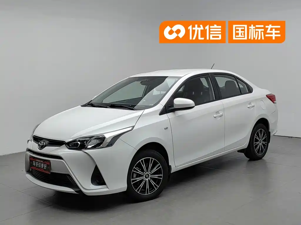 Toyota Yaris L 2019 — фото 1