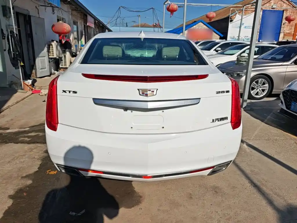 Cadillac XTS 2017 — фото 4