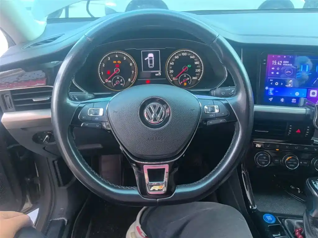 Volkswagen Passat 2019 — фото 11