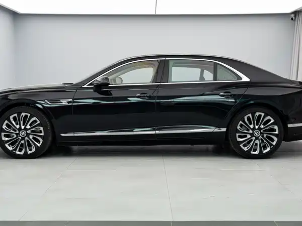 Bentley Flying Spur 2022