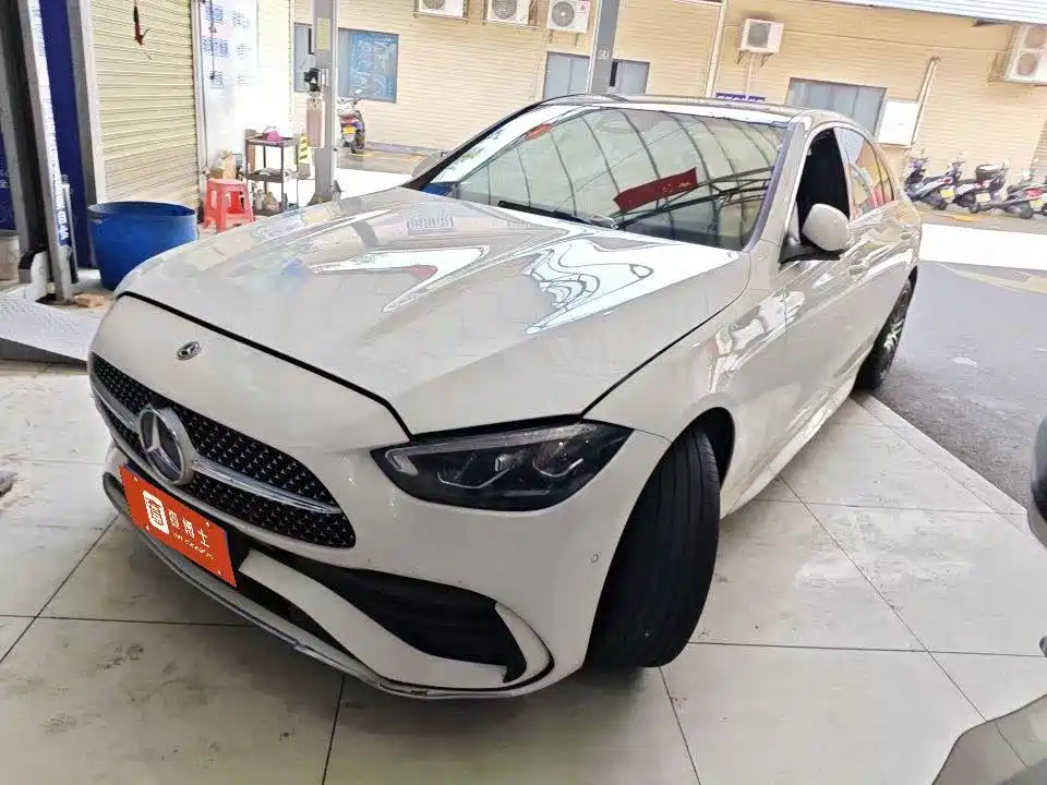Mercedes-Benz C-Class 2022