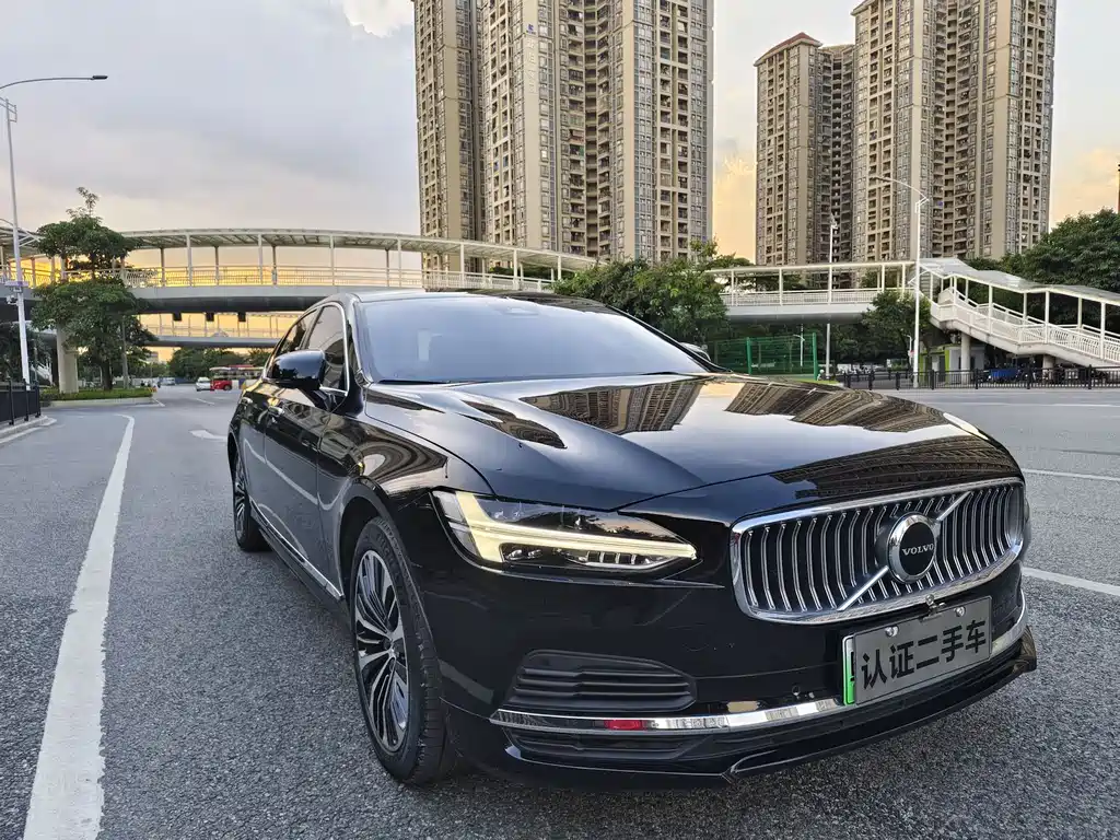 Volvo S90 PHEV 2023 — фото 3