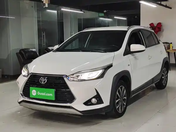 Toyota Yaris L 2021