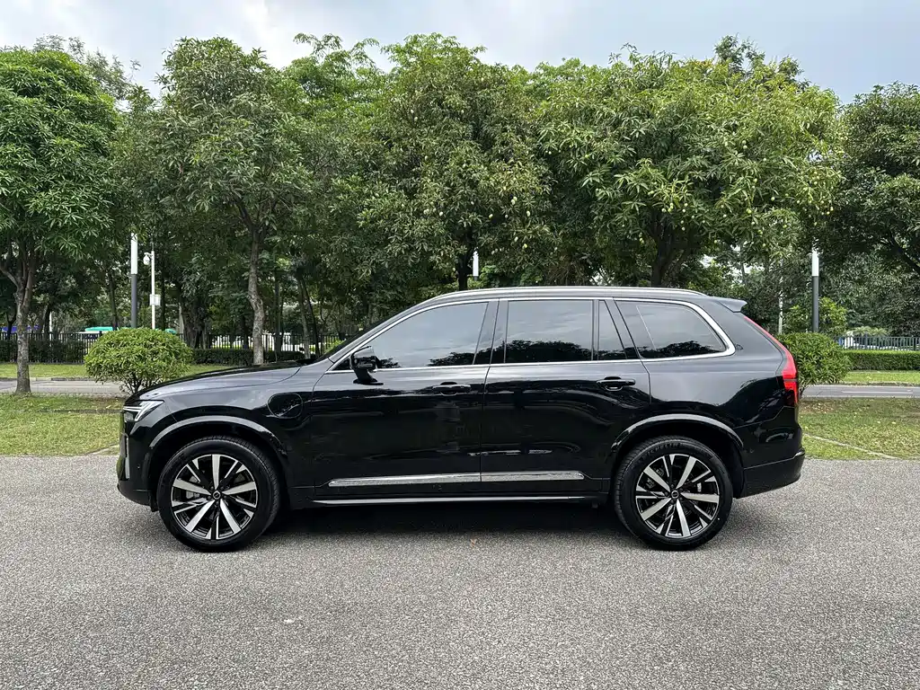 Volvo XC90 PHEV 2025 — фото 18