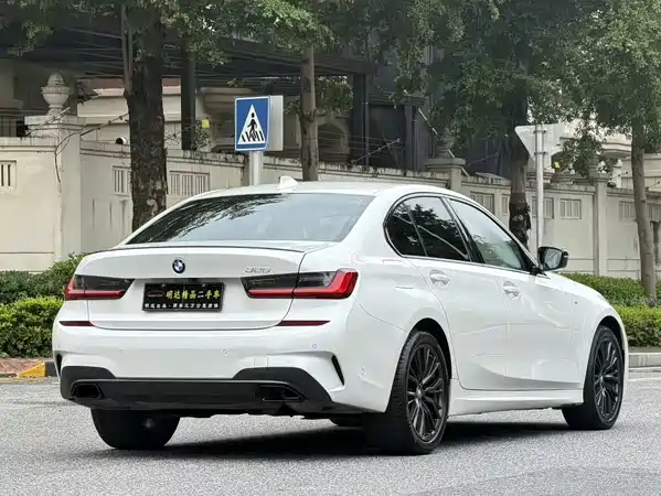 BMW 3 Series 2021