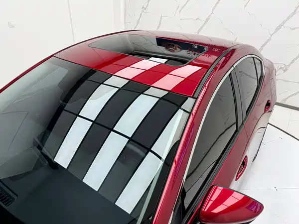 Mazda 3 Axela 2024