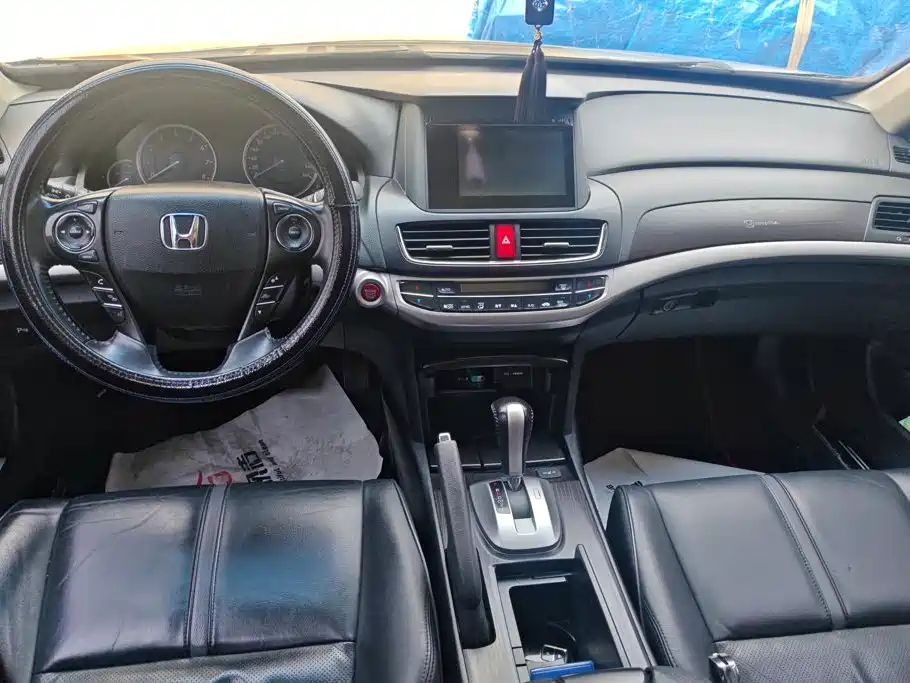 Honda Crosstour 2016 — фото 12
