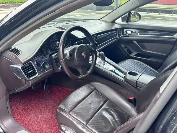 Porsche Panamera 2011