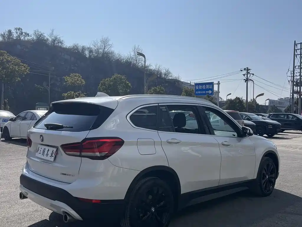 BMW X1 2021 — фото 23