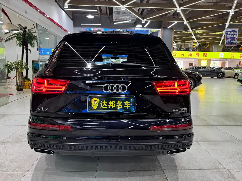 Audi Q7 2018 — фото 17