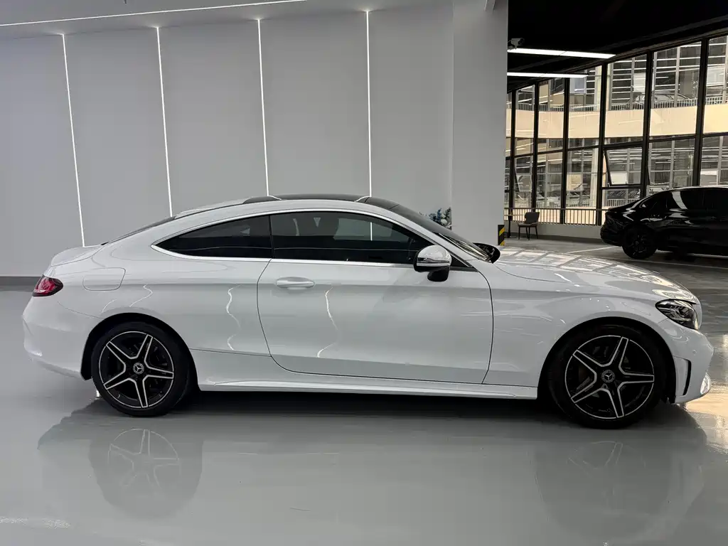 Mercedes-Benz C-Class 2021 — фото 11